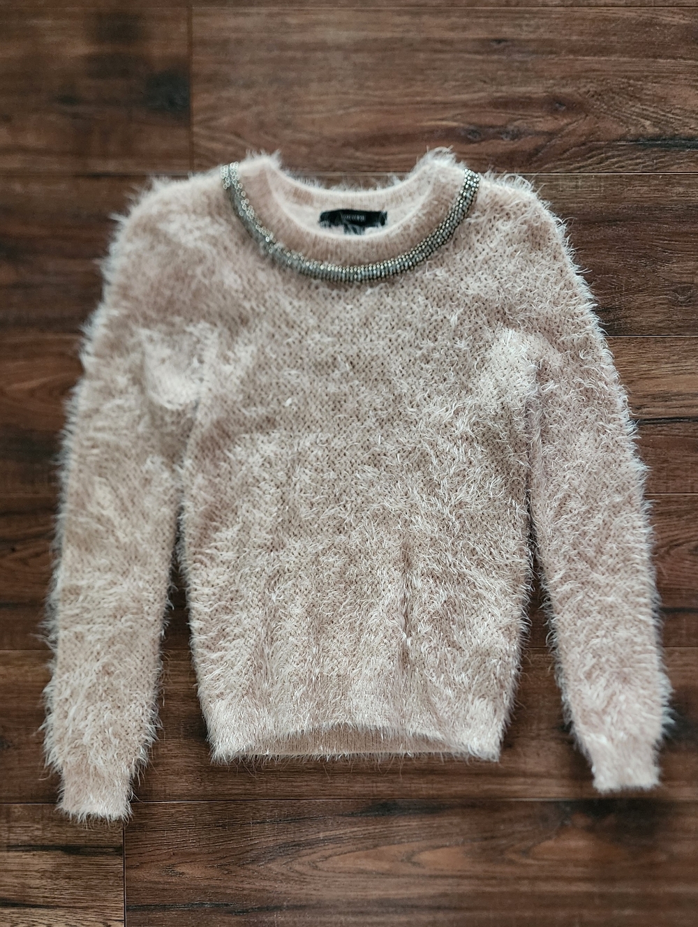 Forever 21 Junior's Pink Fuzzy Embellished Neckline Crewneck Sweater Small S